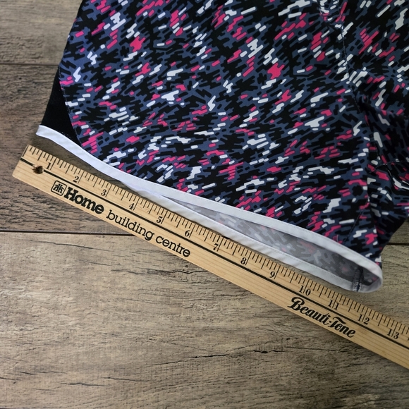 NIKE women's small dri fit Pink And Black shorts - Picture 9 of 10